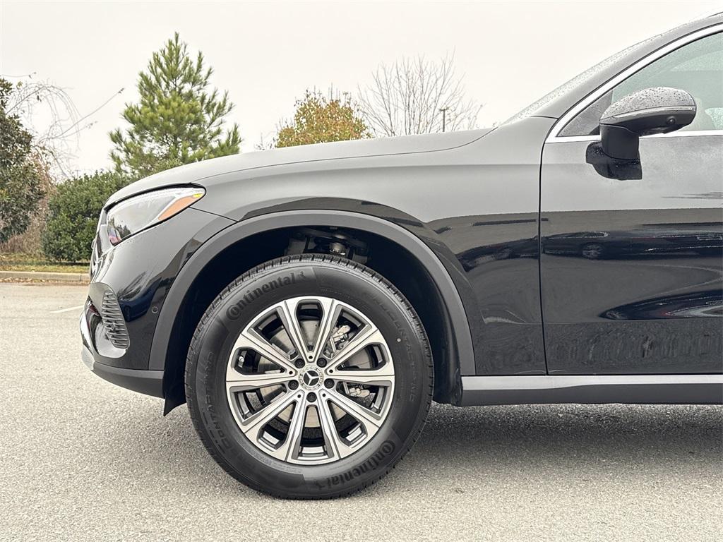 new 2026 Mercedes-Benz GLC 300 car, priced at $59,940