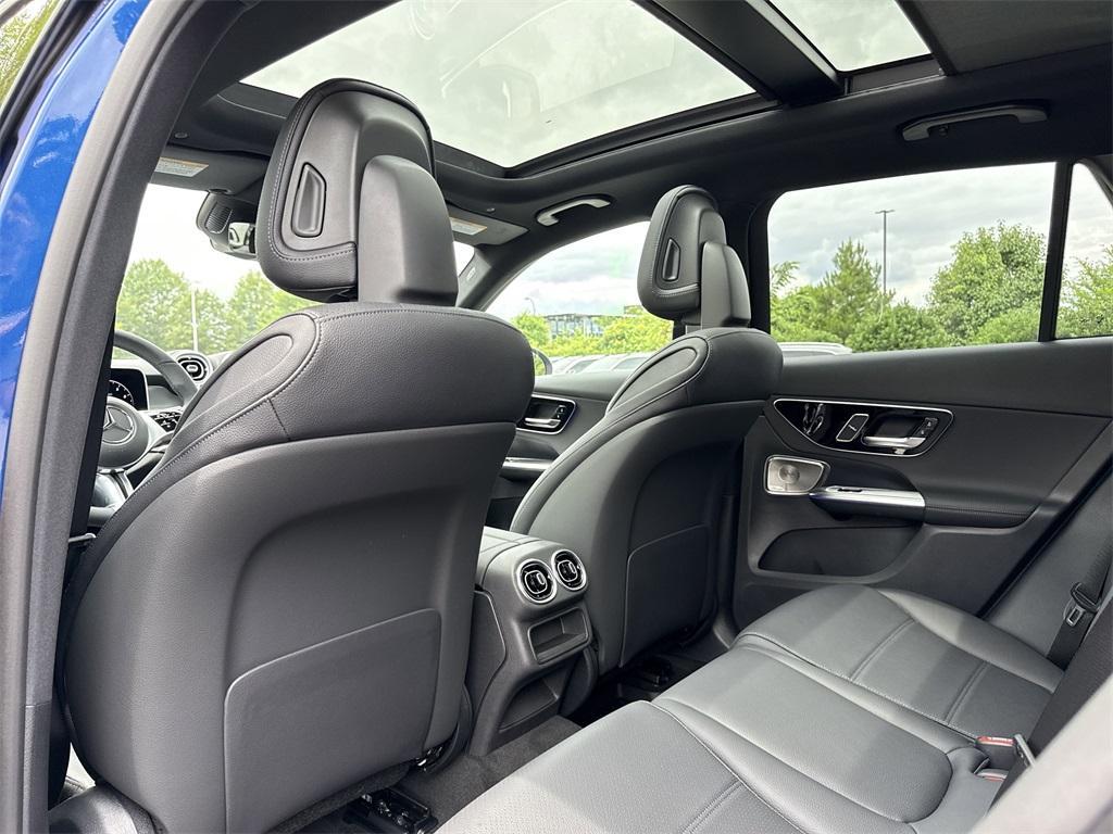 new 2025 Mercedes-Benz GLC 300 car, priced at $59,085