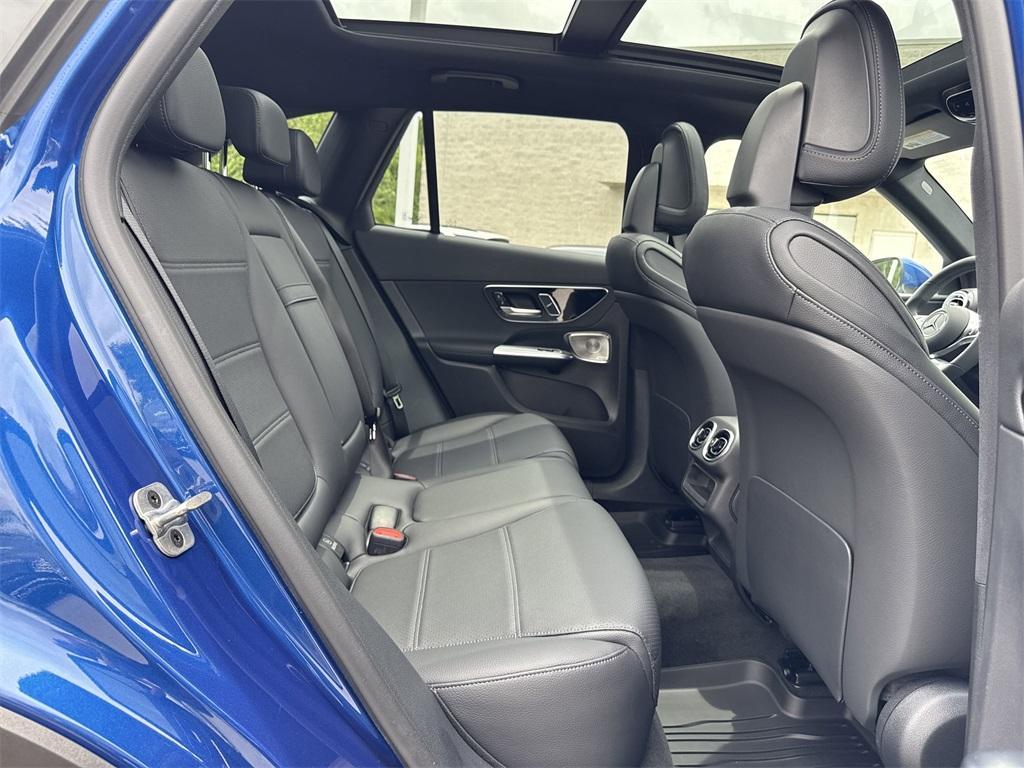 new 2025 Mercedes-Benz GLC 300 car, priced at $59,085