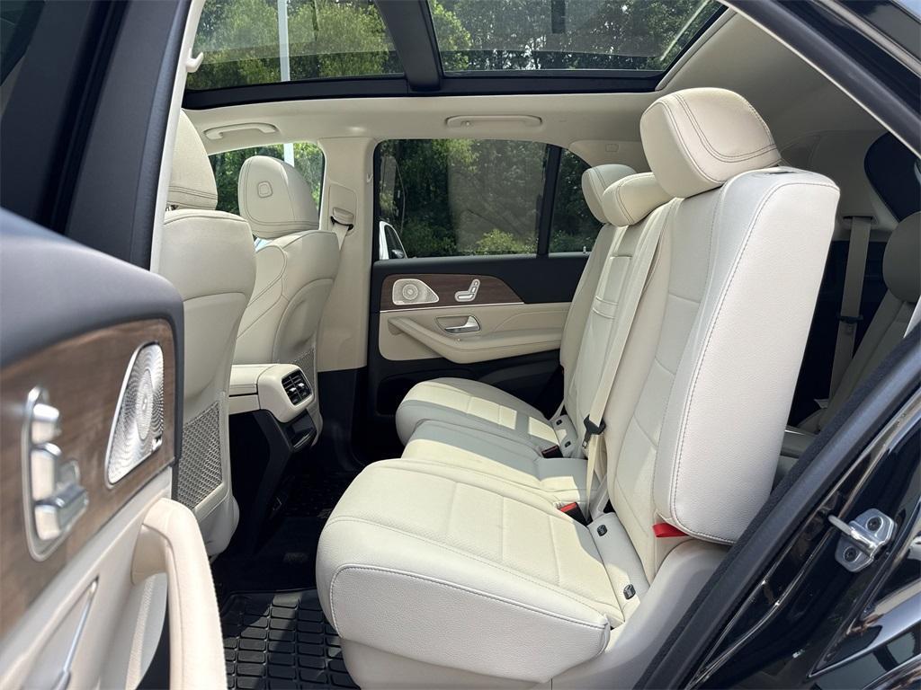 new 2025 Mercedes-Benz GLE 350 car, priced at $75,275