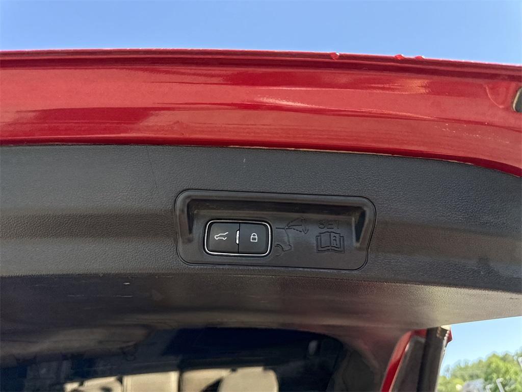 used 2022 Ford Explorer car, priced at $32,198