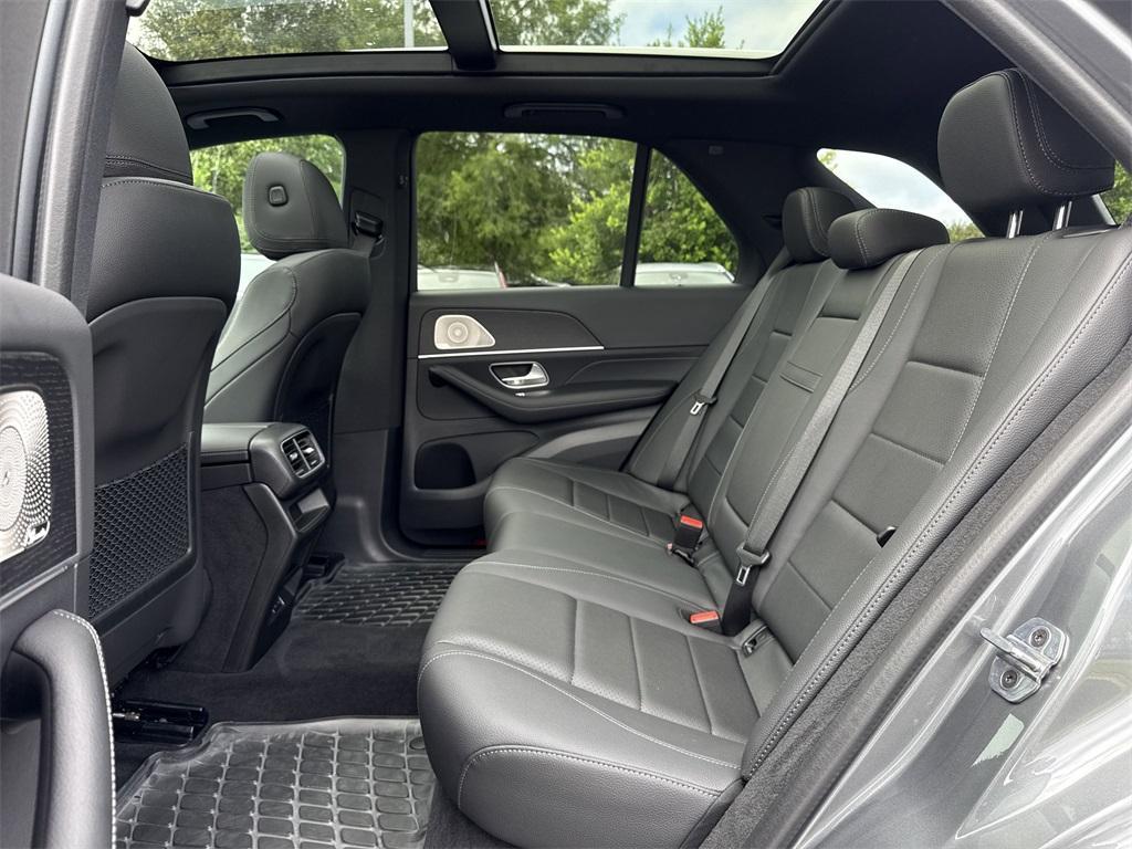 used 2025 Mercedes-Benz GLE 450 car, priced at $71,250