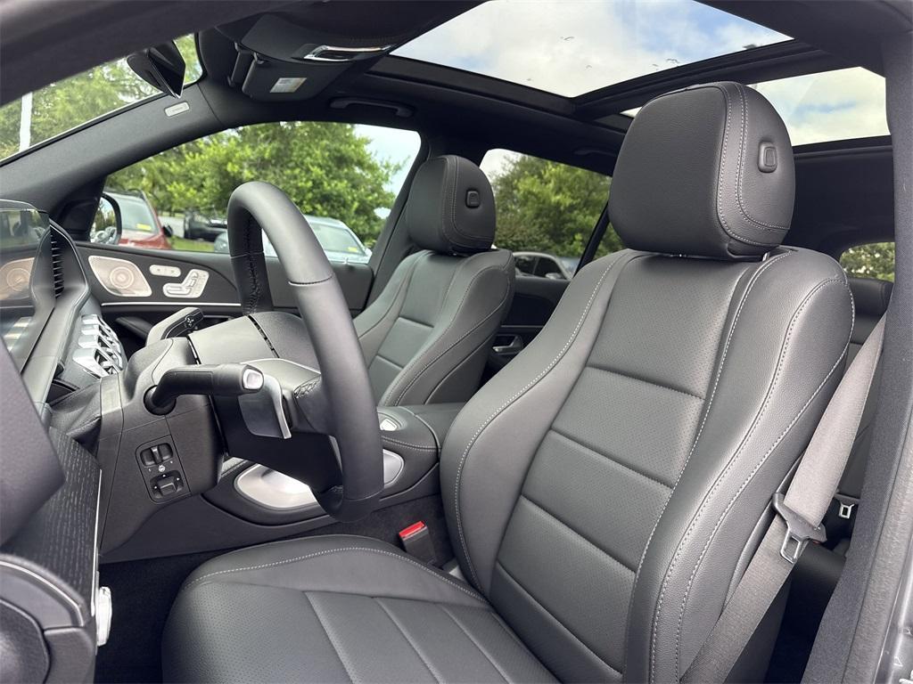 used 2025 Mercedes-Benz GLE 450 car, priced at $71,250