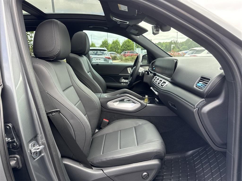 used 2025 Mercedes-Benz GLE 450 car, priced at $71,250