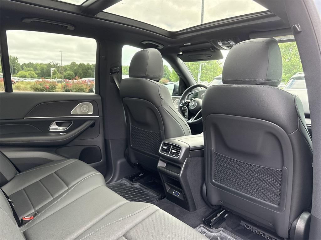 used 2025 Mercedes-Benz GLE 450 car, priced at $71,250