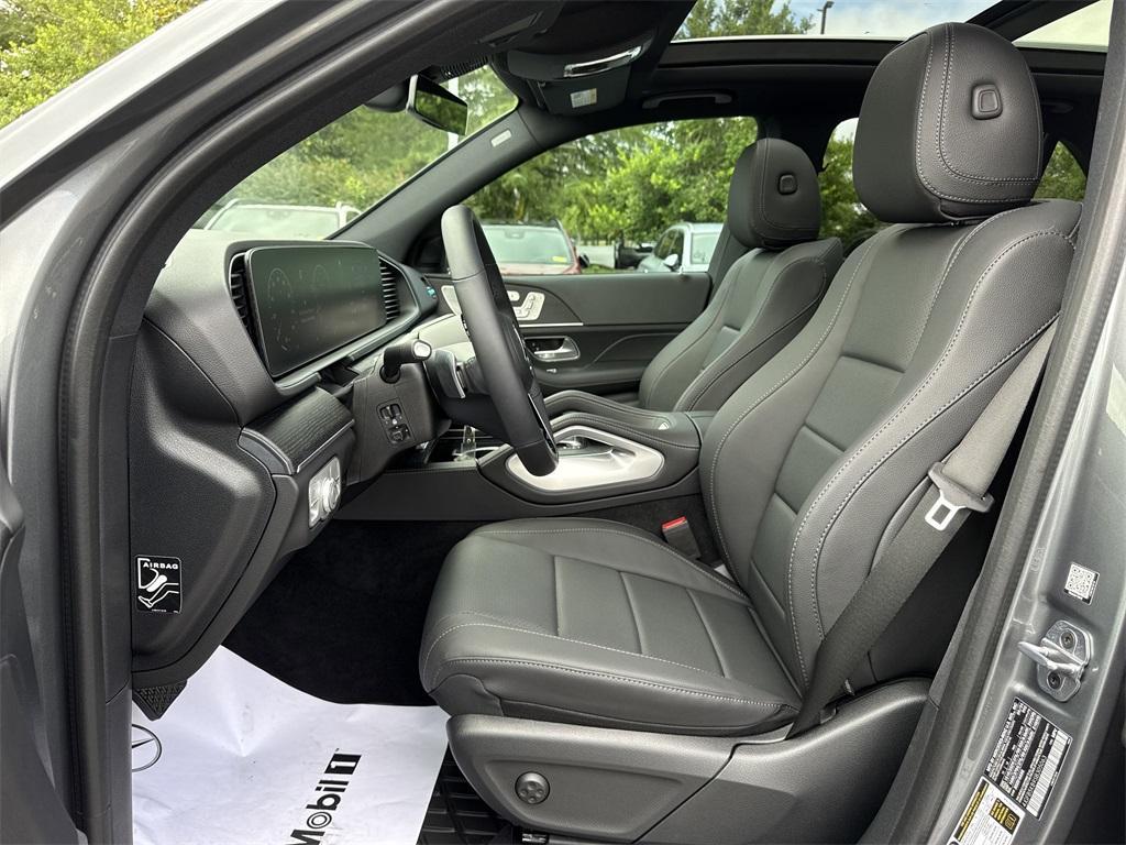 used 2025 Mercedes-Benz GLE 450 car, priced at $71,250