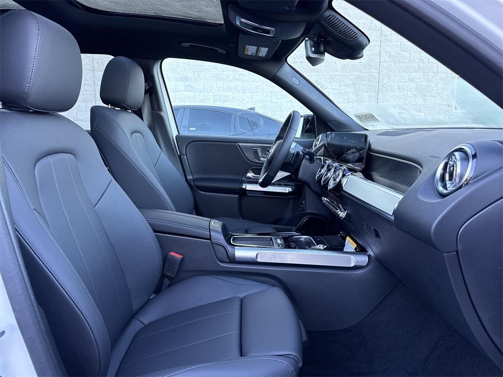new 2026 Mercedes-Benz GLB 250 car, priced at $51,655