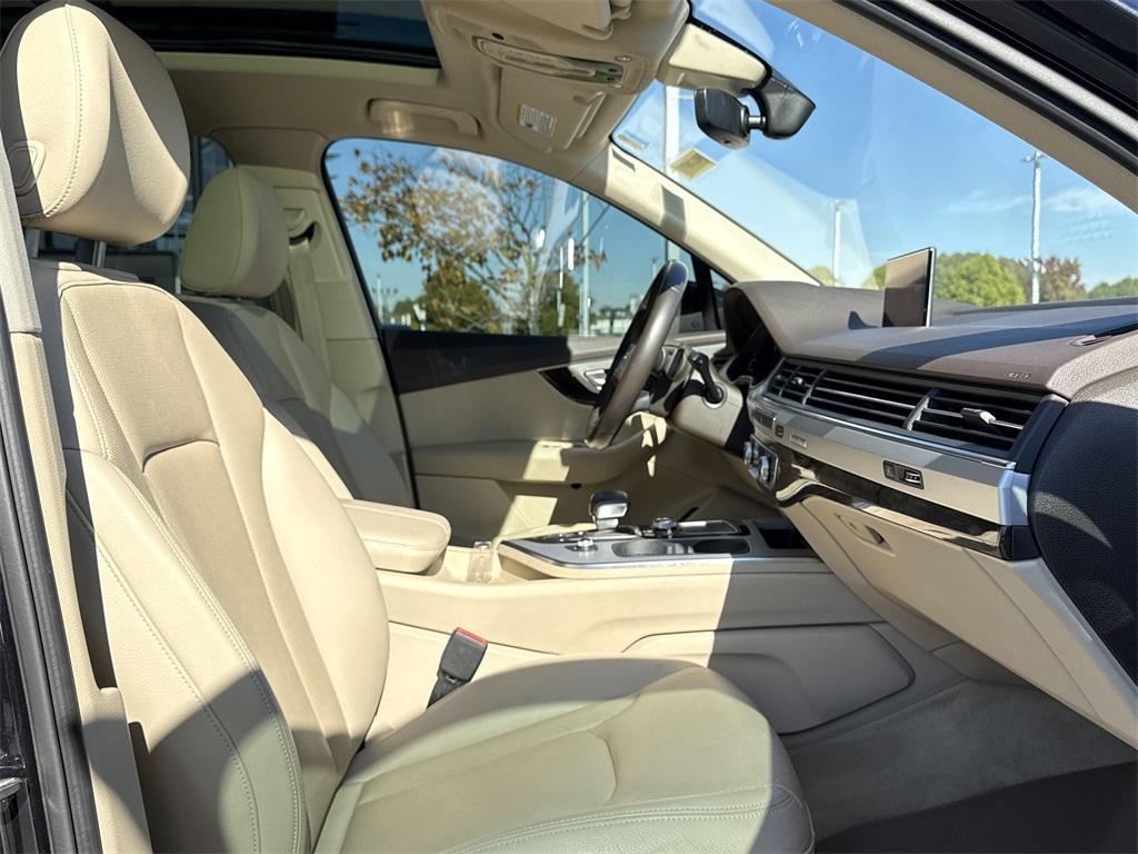 used 2019 Audi Q7 car, priced at $24,500
