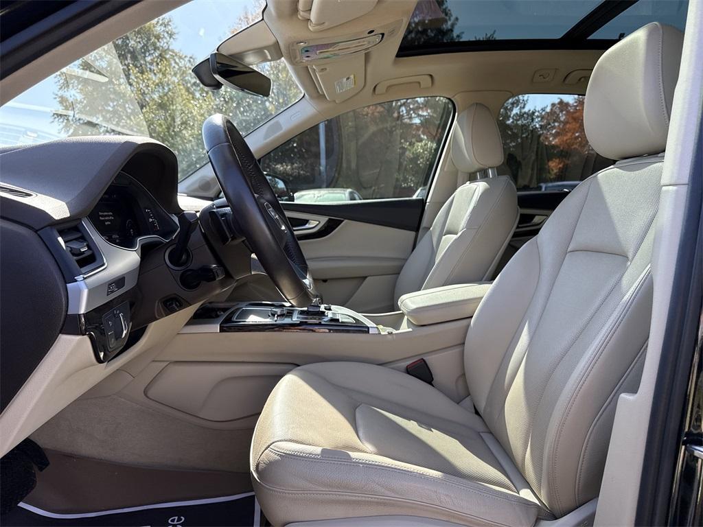 used 2019 Audi Q7 car, priced at $24,500