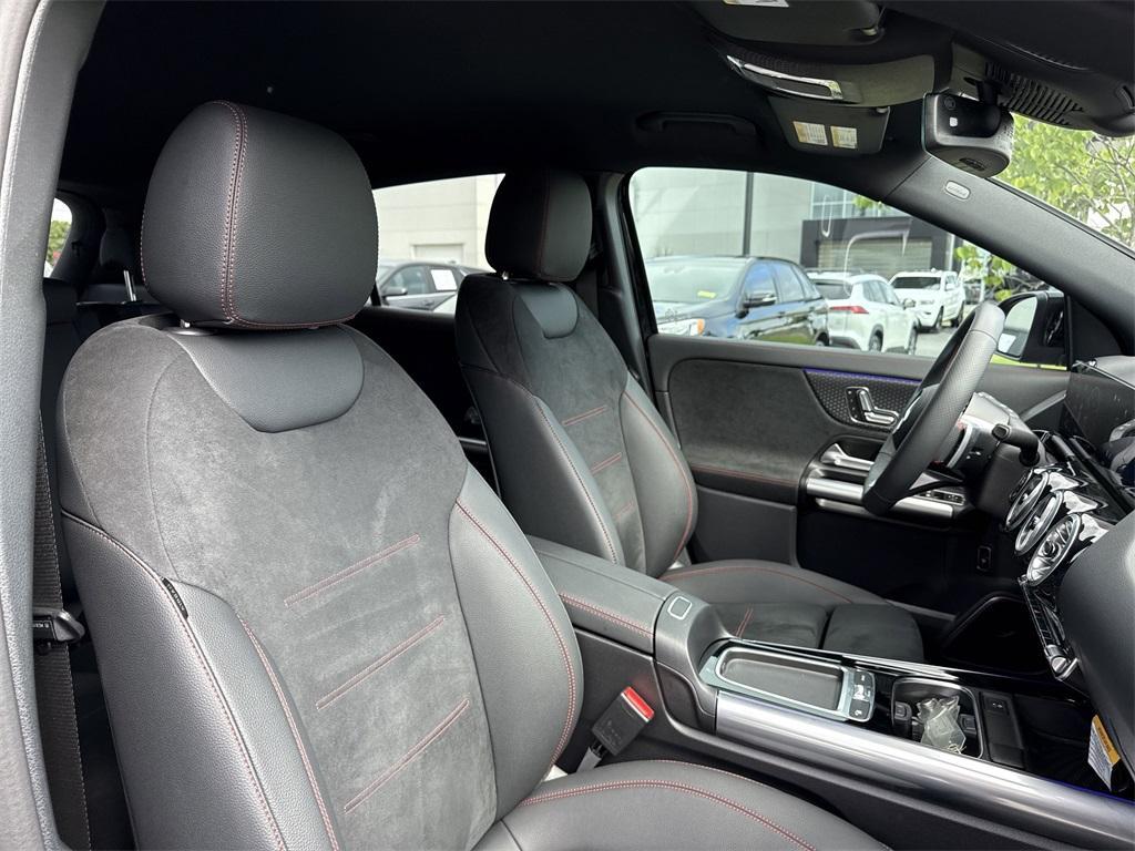 used 2025 Mercedes-Benz GLA 250 car, priced at $43,500