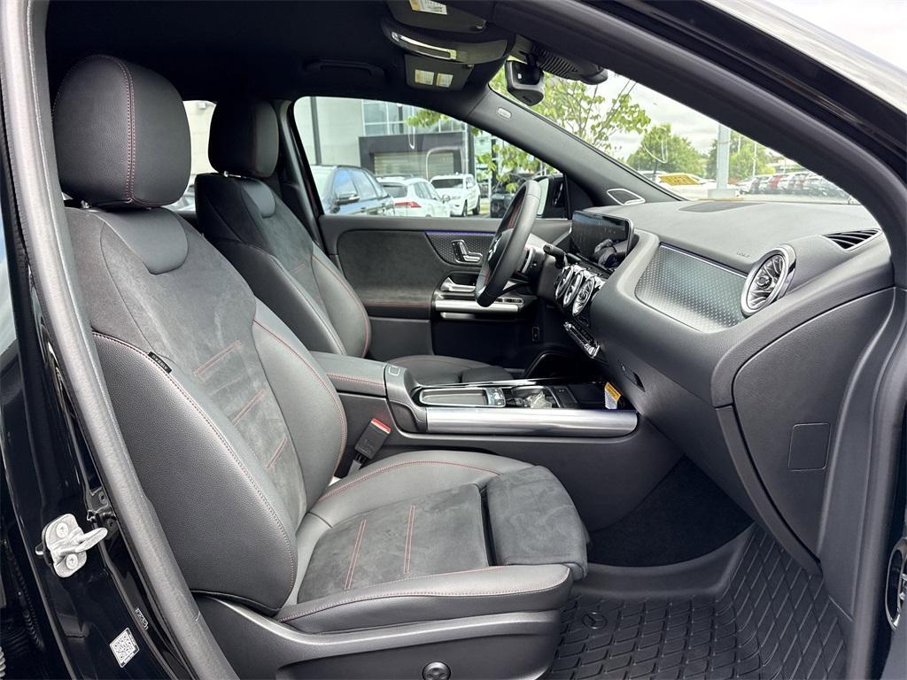 used 2025 Mercedes-Benz GLA 250 car, priced at $43,500