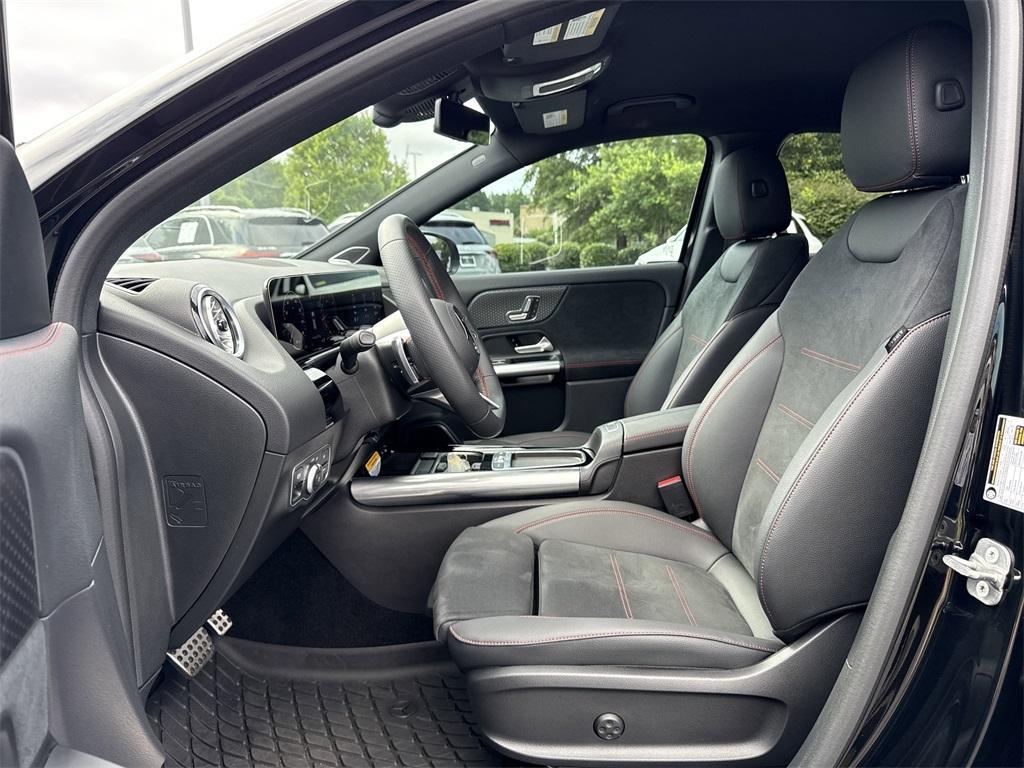 used 2025 Mercedes-Benz GLA 250 car, priced at $43,500
