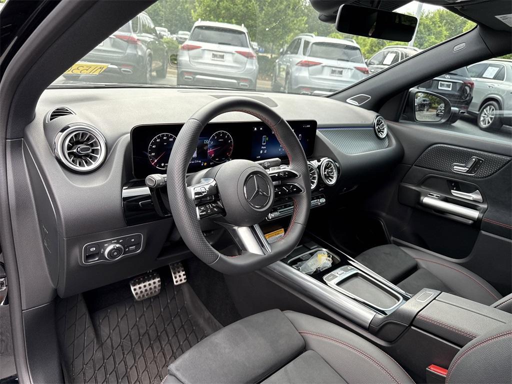 used 2025 Mercedes-Benz GLA 250 car, priced at $43,500