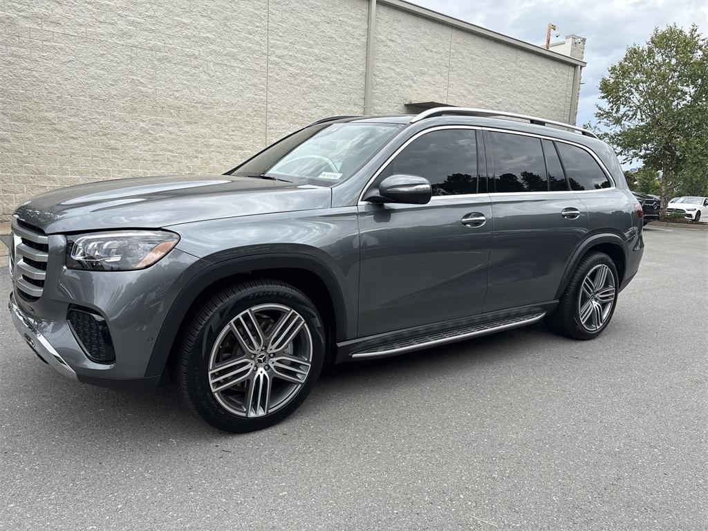new 2025 Mercedes-Benz GLS 450 car, priced at $99,415