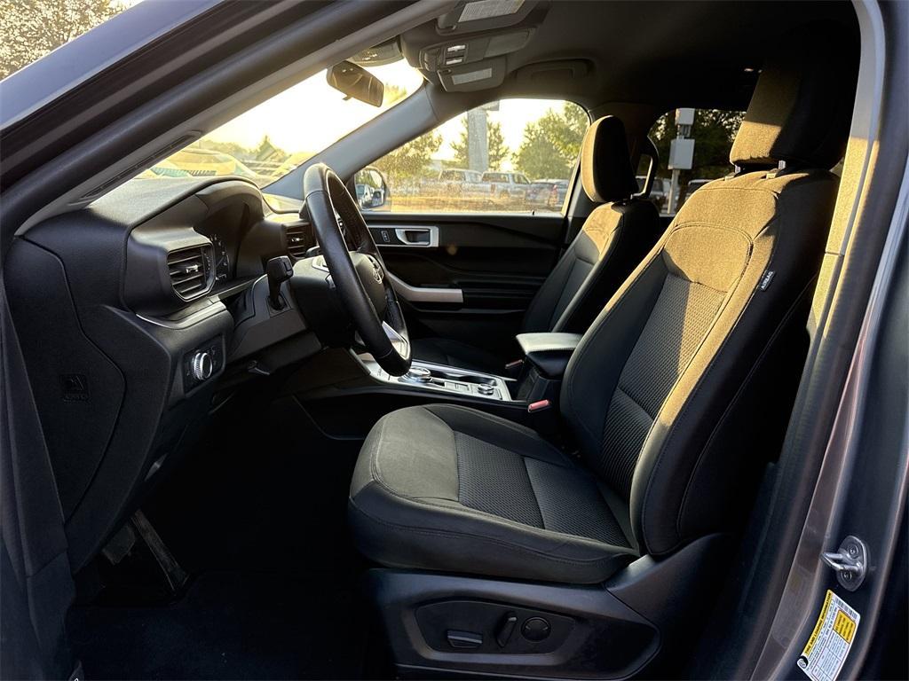 used 2022 Ford Explorer car, priced at $27,000