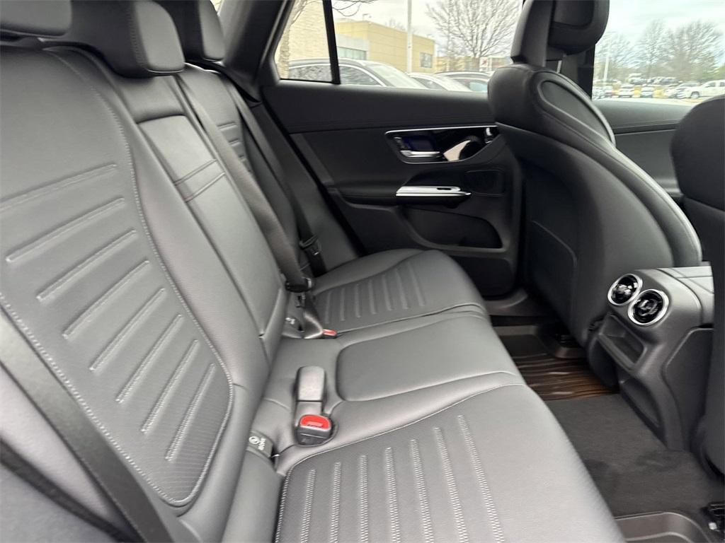 new 2025 Mercedes-Benz GLC 300 car, priced at $57,835