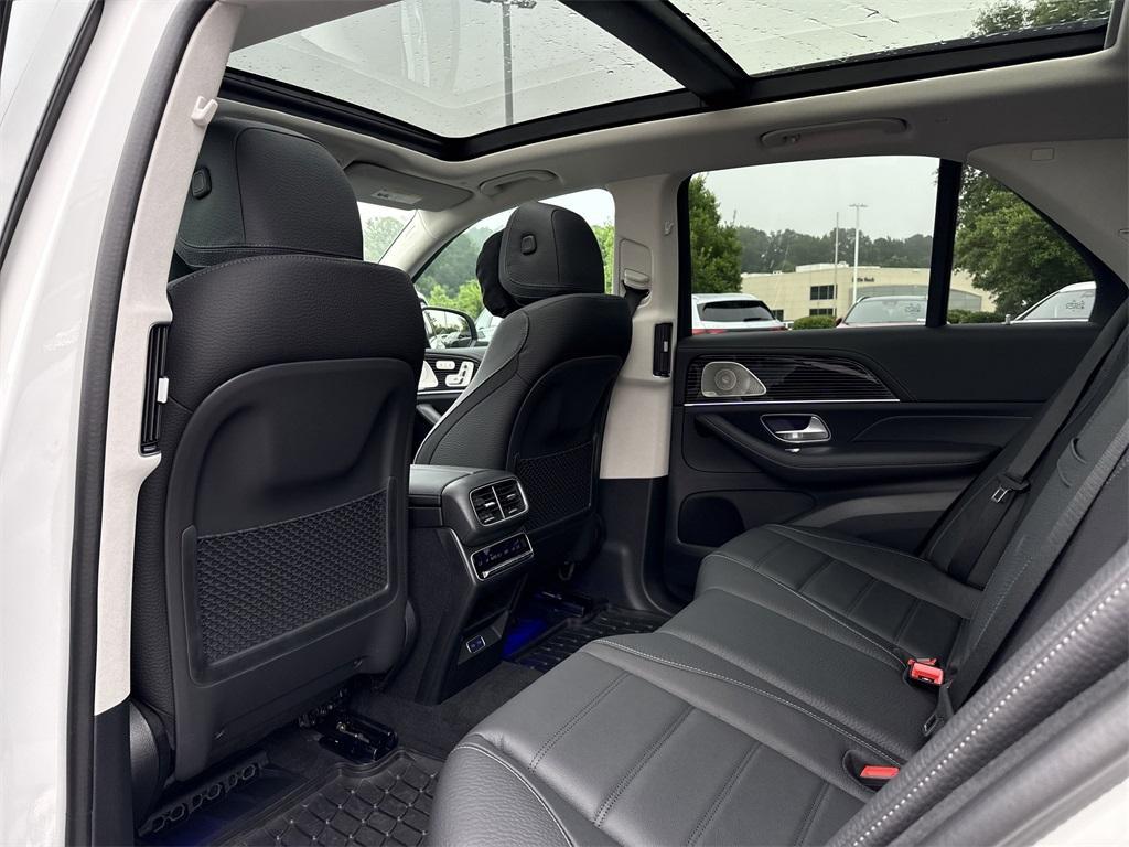 new 2025 Mercedes-Benz GLE 350 car, priced at $85,015