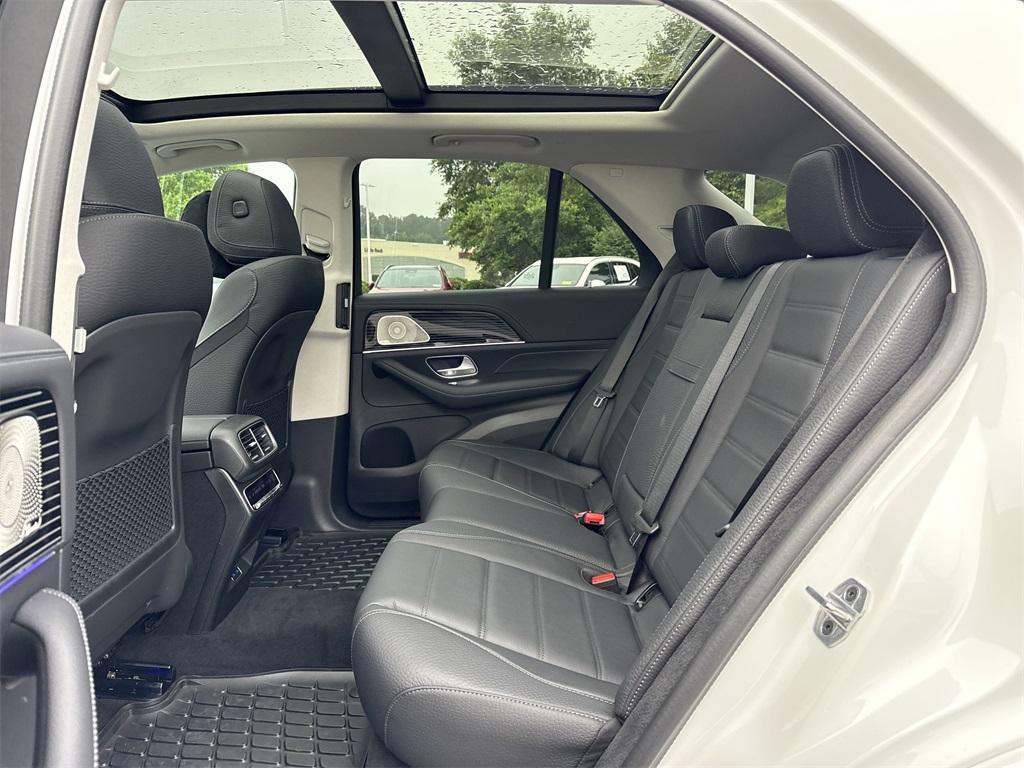 new 2025 Mercedes-Benz GLE 350 car, priced at $85,015