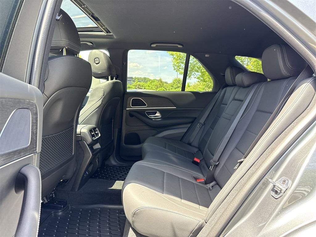 new 2025 Mercedes-Benz GLE 350 car, priced at $70,045