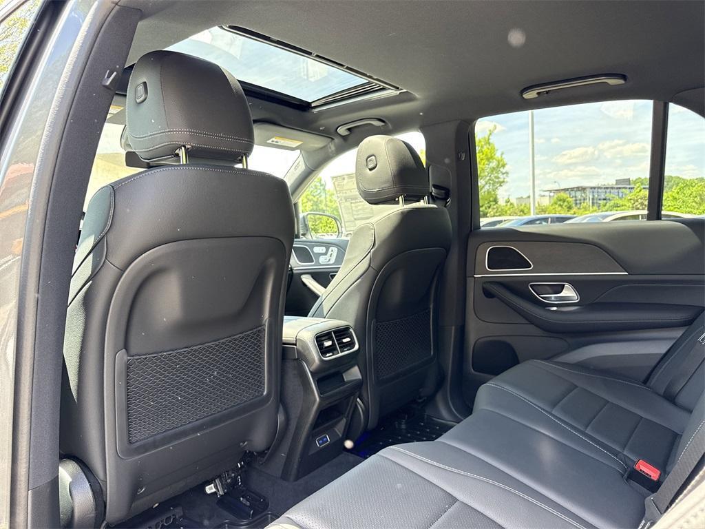 new 2025 Mercedes-Benz GLE 350 car, priced at $70,045
