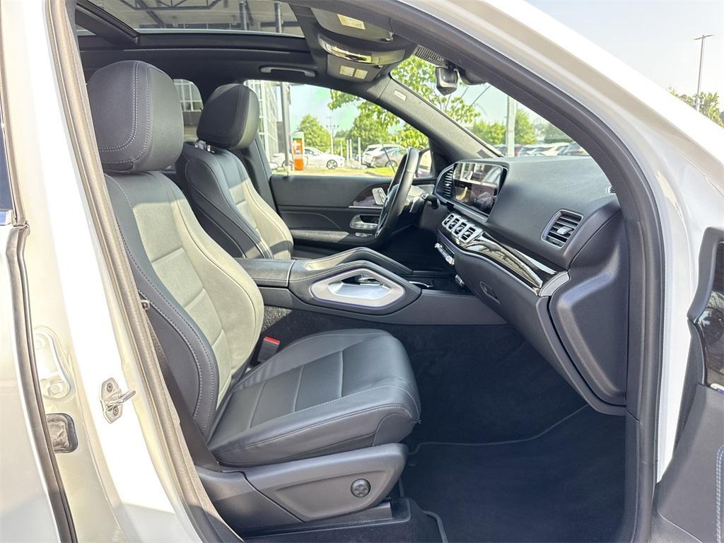 used 2024 Mercedes-Benz GLE 350 car, priced at $55,000