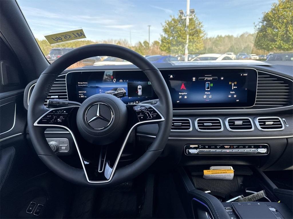 new 2025 Mercedes-Benz GLE 450e car, priced at $77,345