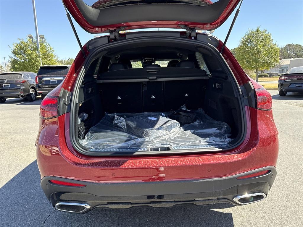 new 2025 Mercedes-Benz GLC 350e car, priced at $69,285