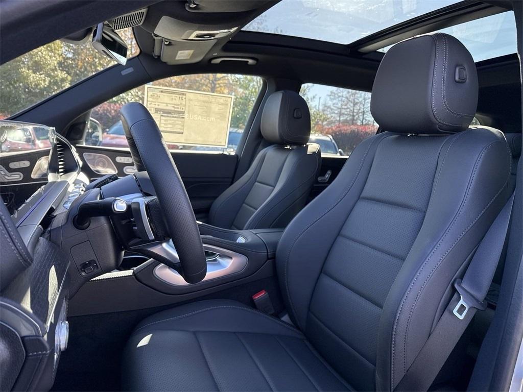 new 2025 Mercedes-Benz GLS 450 car, priced at $101,275