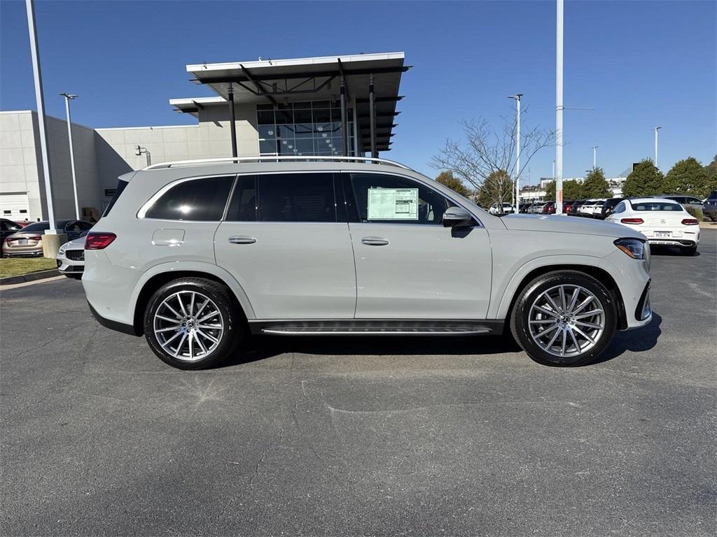 new 2025 Mercedes-Benz GLS 450 car, priced at $101,275