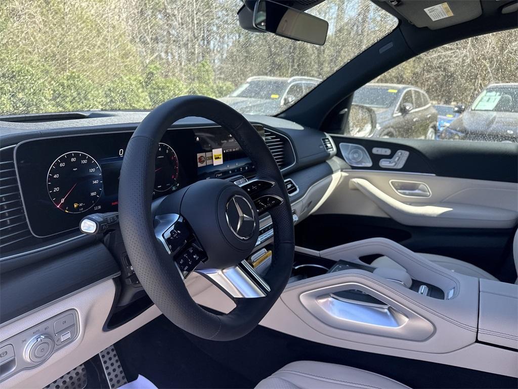 new 2025 Mercedes-Benz GLS 450 car, priced at $98,565