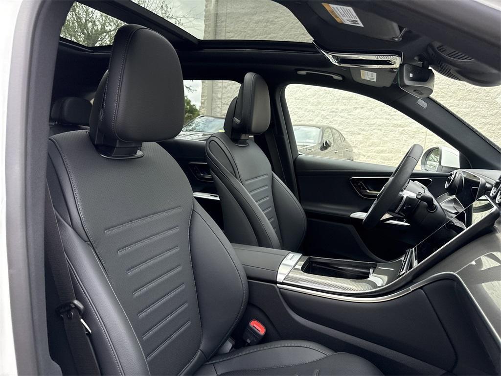 new 2025 Mercedes-Benz GLC 300 car, priced at $58,050