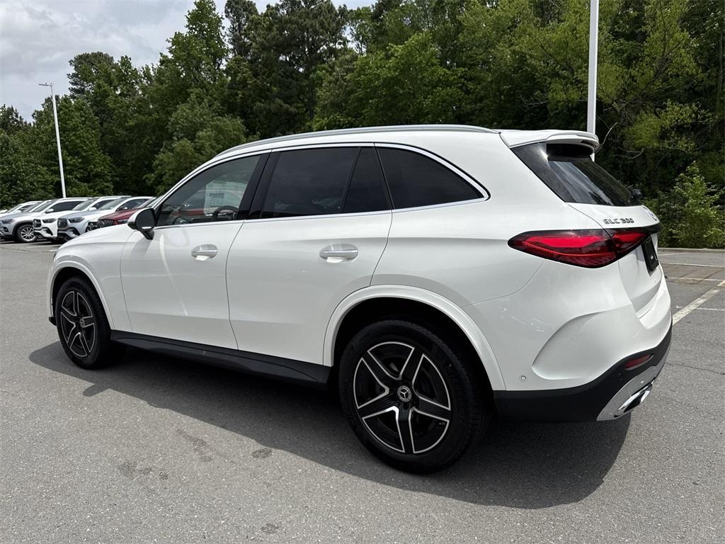 new 2025 Mercedes-Benz GLC 300 car, priced at $58,050