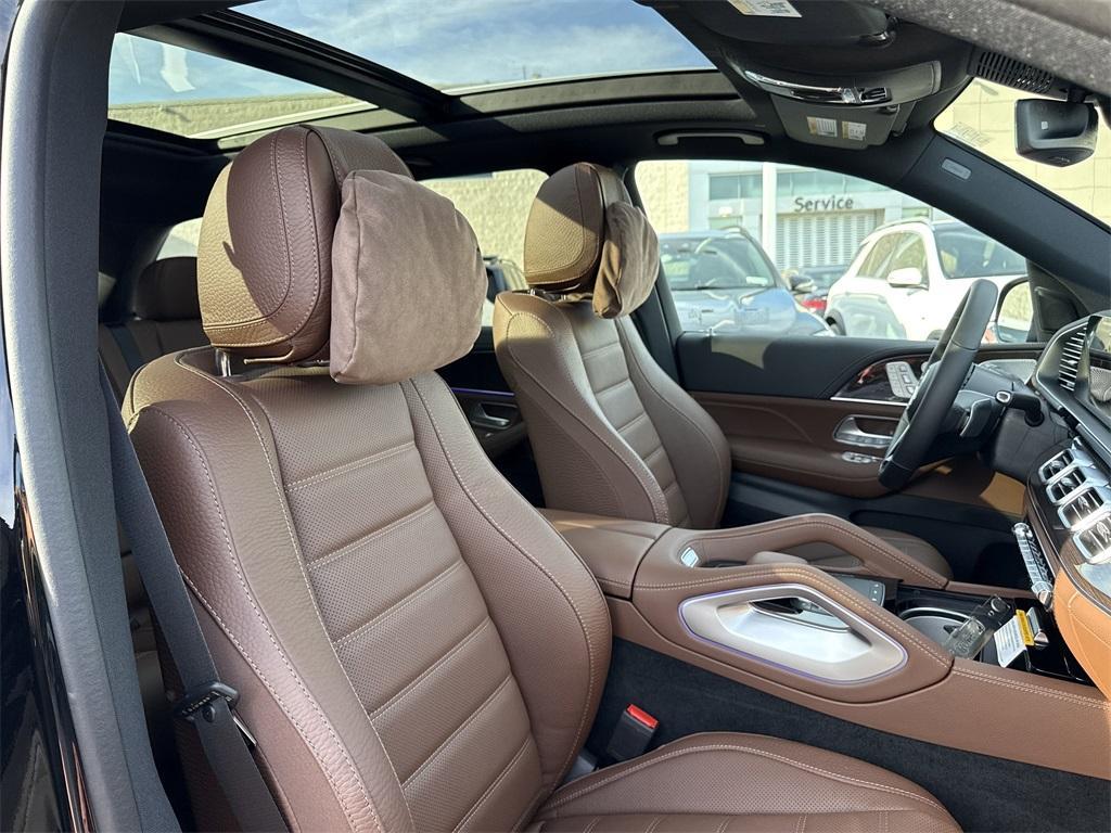 new 2025 Mercedes-Benz GLE 450e car, priced at $88,060