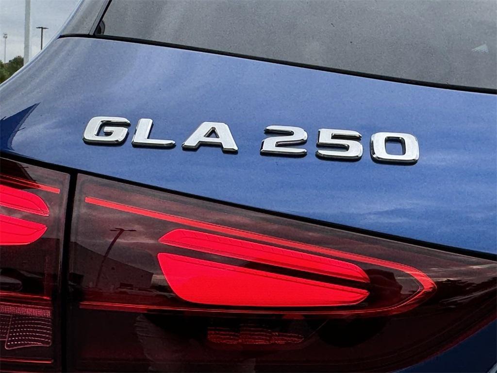 new 2025 Mercedes-Benz GLA 250 car, priced at $48,445