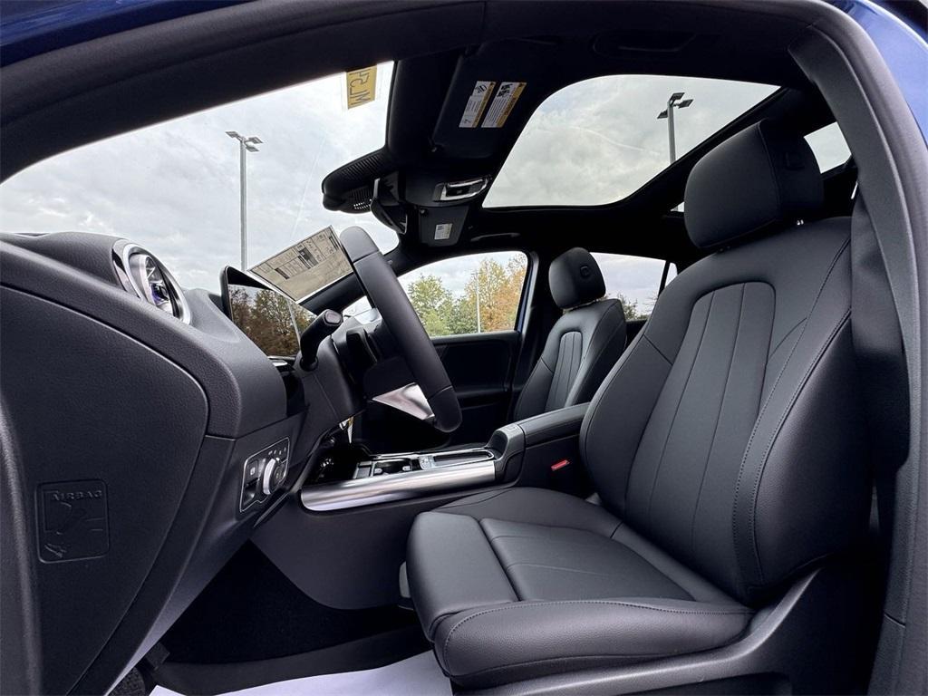 new 2025 Mercedes-Benz GLA 250 car, priced at $48,445