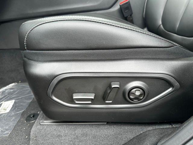 new 2025 Jeep Grand Cherokee L car, priced at $46,610