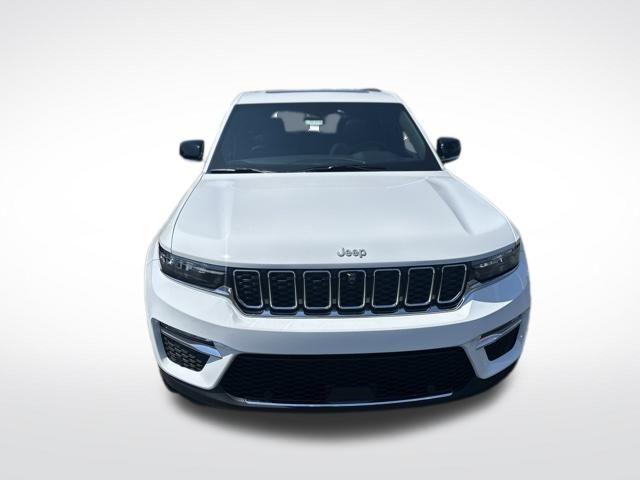 new 2025 Jeep Grand Cherokee car