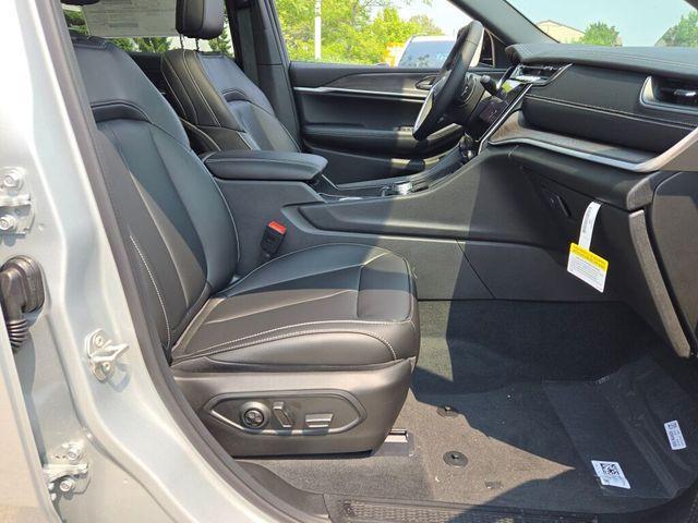 new 2025 Jeep Grand Cherokee L car, priced at $46,610