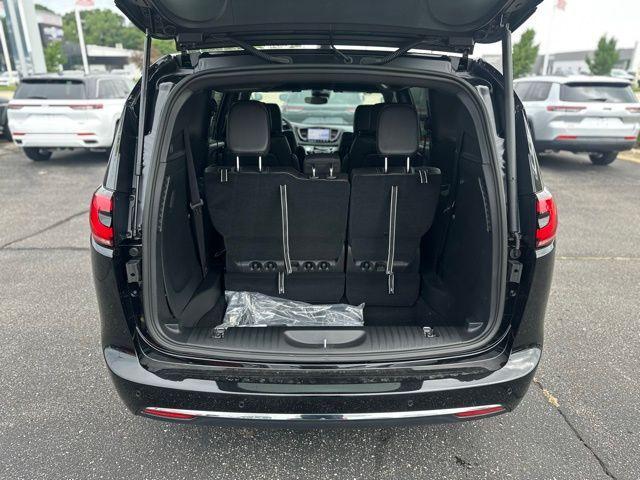 new 2026 Chrysler Pacifica car, priced at $48,360