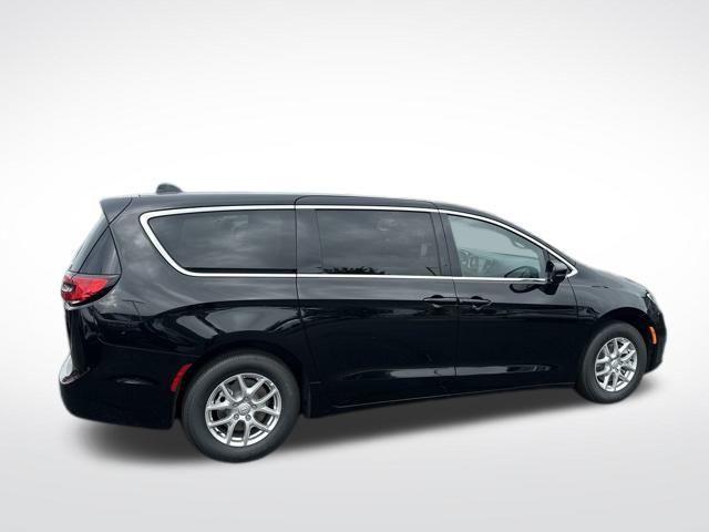 new 2026 Chrysler Pacifica car, priced at $48,360