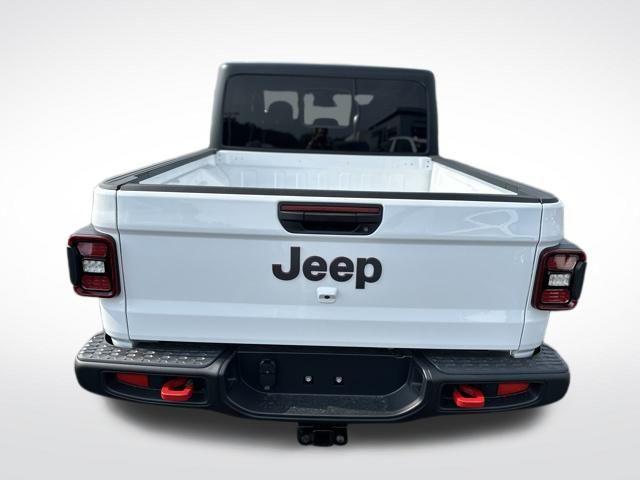 new 2025 Jeep Gladiator car