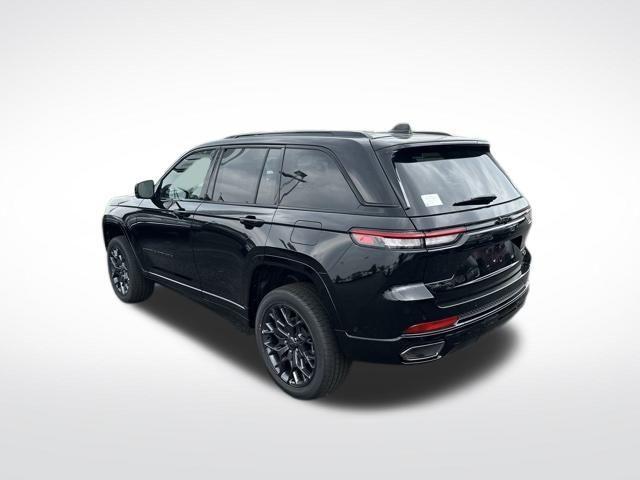 new 2025 Jeep Grand Cherokee car