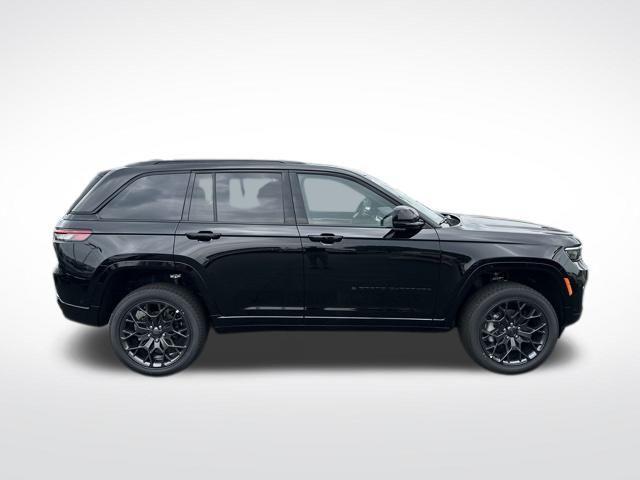 new 2025 Jeep Grand Cherokee car
