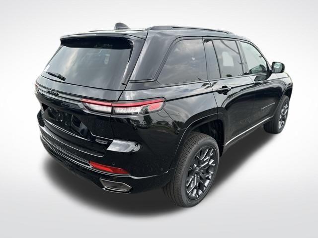 new 2025 Jeep Grand Cherokee car