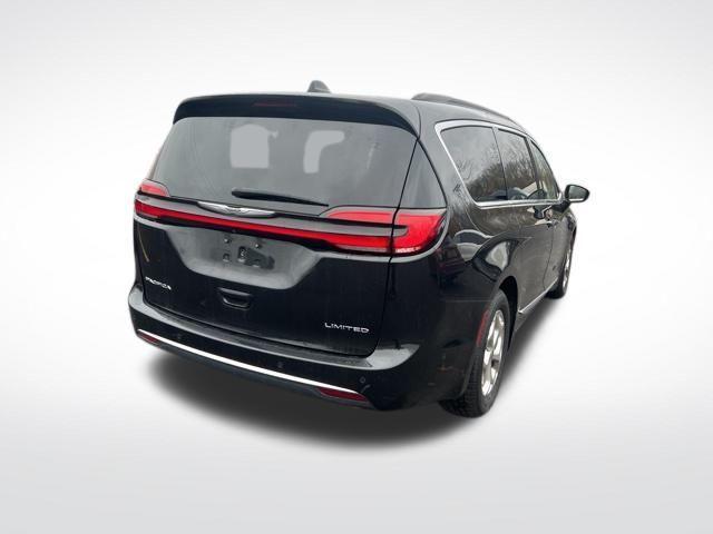 used 2022 Chrysler Pacifica car, priced at $23,713