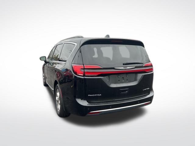 used 2022 Chrysler Pacifica car, priced at $23,713