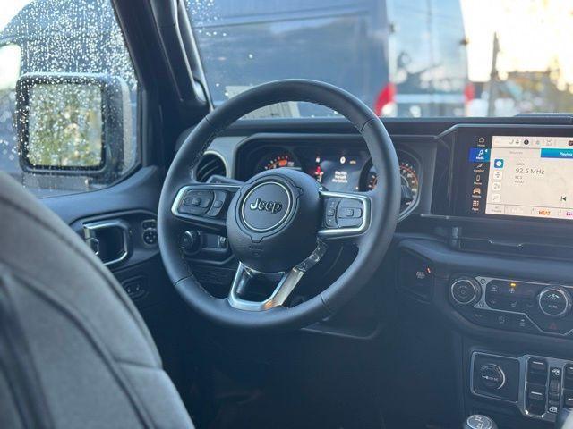 new 2025 Jeep Wrangler car, priced at $46,255