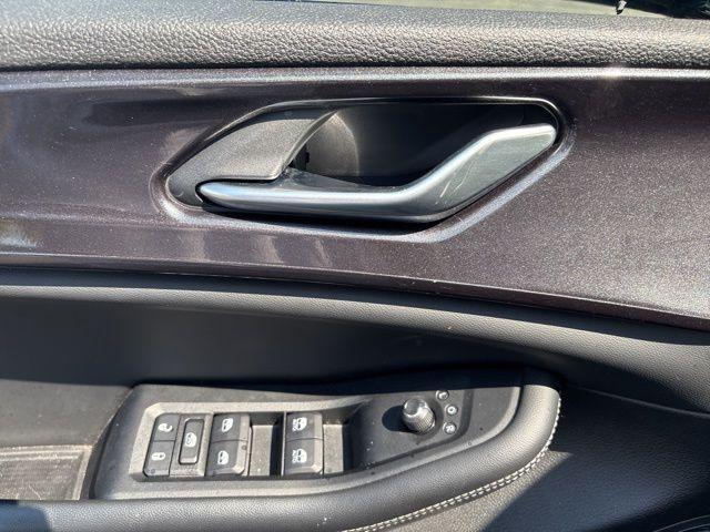 used 2023 Jeep Grand Cherokee car, priced at $32,500