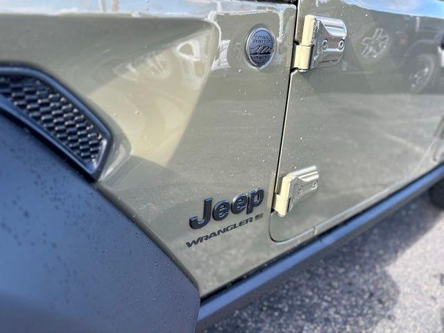 new 2025 Jeep Wrangler car, priced at $55,075