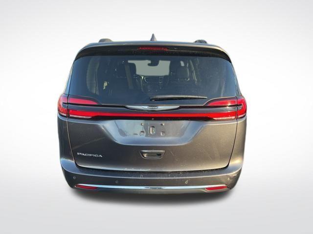 used 2022 Chrysler Pacifica car, priced at $22,000